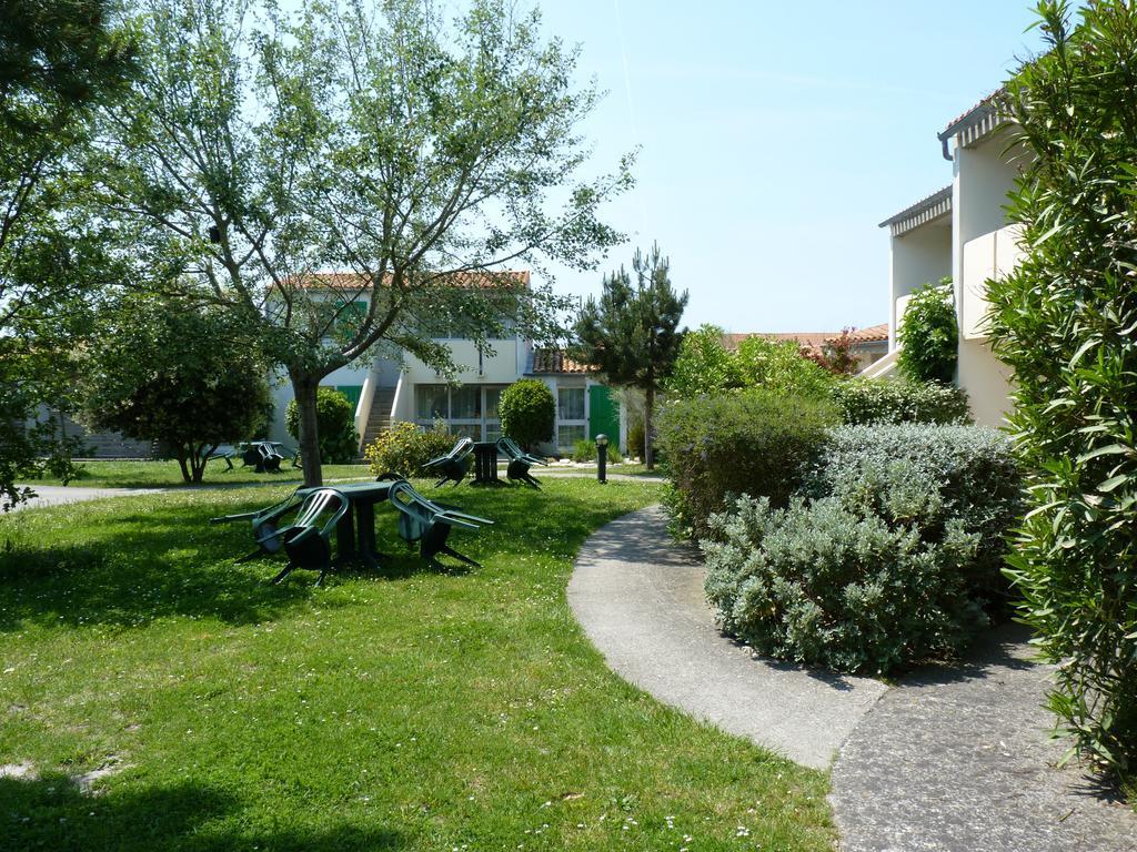 VVF Villages   Île de Ré les salines   Ars-en-Ré Exterior foto